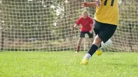 “2025年足坛重大事件录：利物浦篇——8bet体育视角”