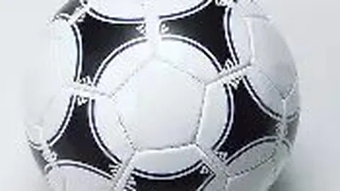 足球观感为何虚假？真相揭露：是阴谋还是误判？